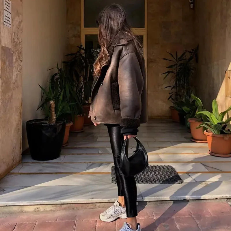 Izabele Atelier™ | Nola Brązowa kurtka z rzeczywistej skóry