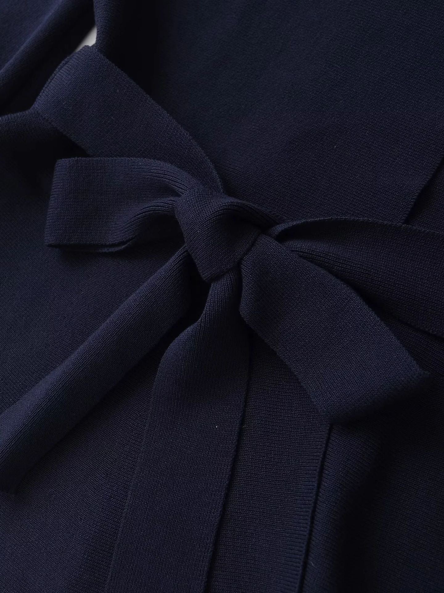 Izabele Atelier™ | Mauveowa sweter z wiązaniem